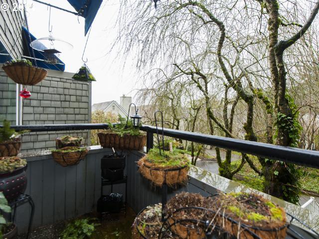 3701 Southwest Condor Avenue, Unit A1 Portland, OR 97239 - Photo 14 of 16 Gallery Image 14
