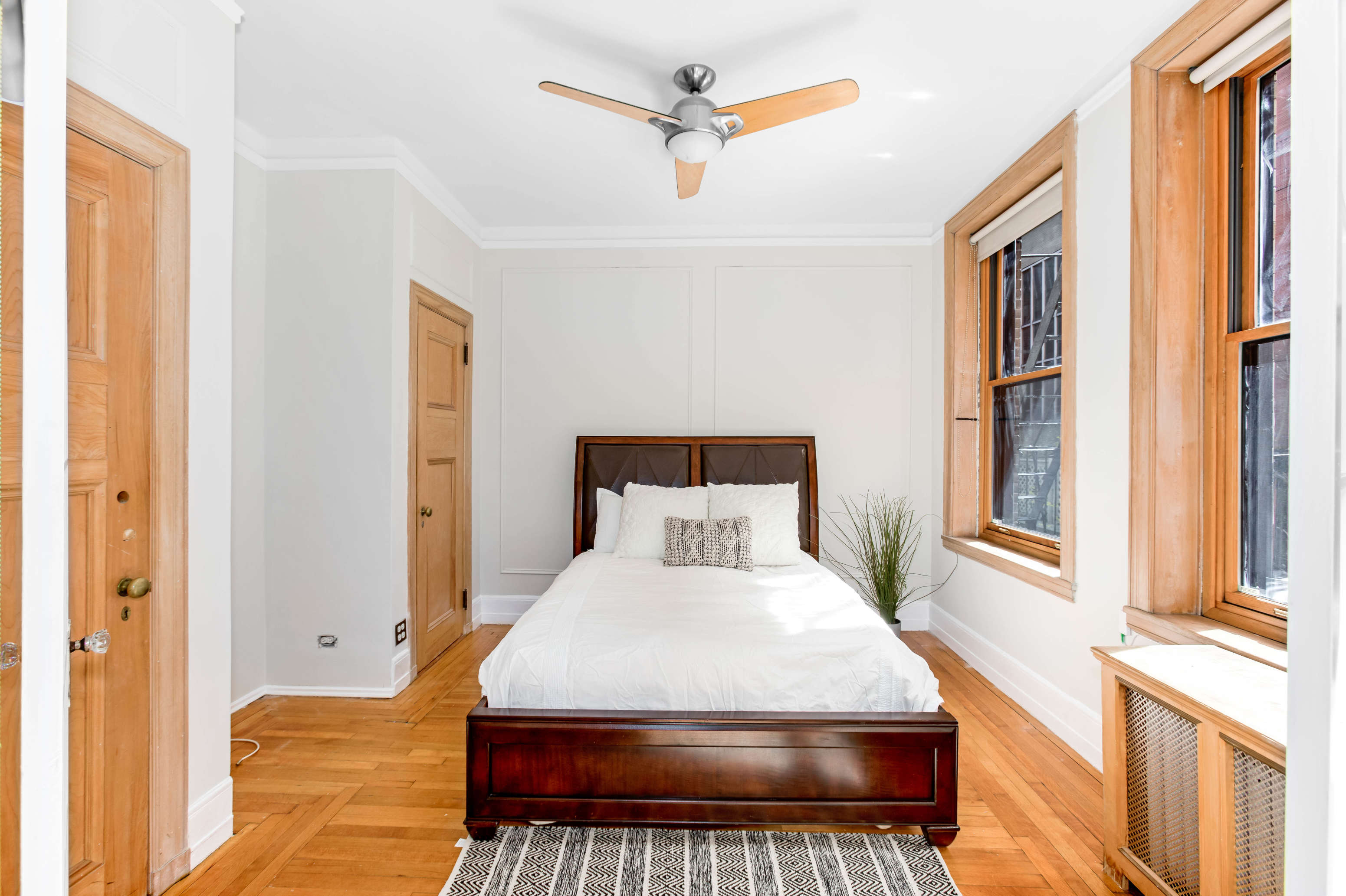 50 West 67th Street, Unit 3E Manhattan, NY 10023 - Photo 4 of 8