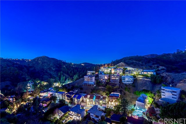 6407 La Punta Drive Los Angeles, CA 90068 - Photo 14 of 19