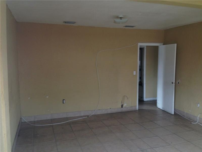 790 Southeast 8th Avenue Hialeah, FL 33010 - Photo 6 of 6