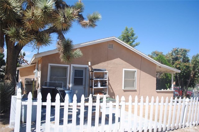 7517 Inca Trail Yucca Valley, CA 92284 - Photo 4 of 8 Gallery Image 4