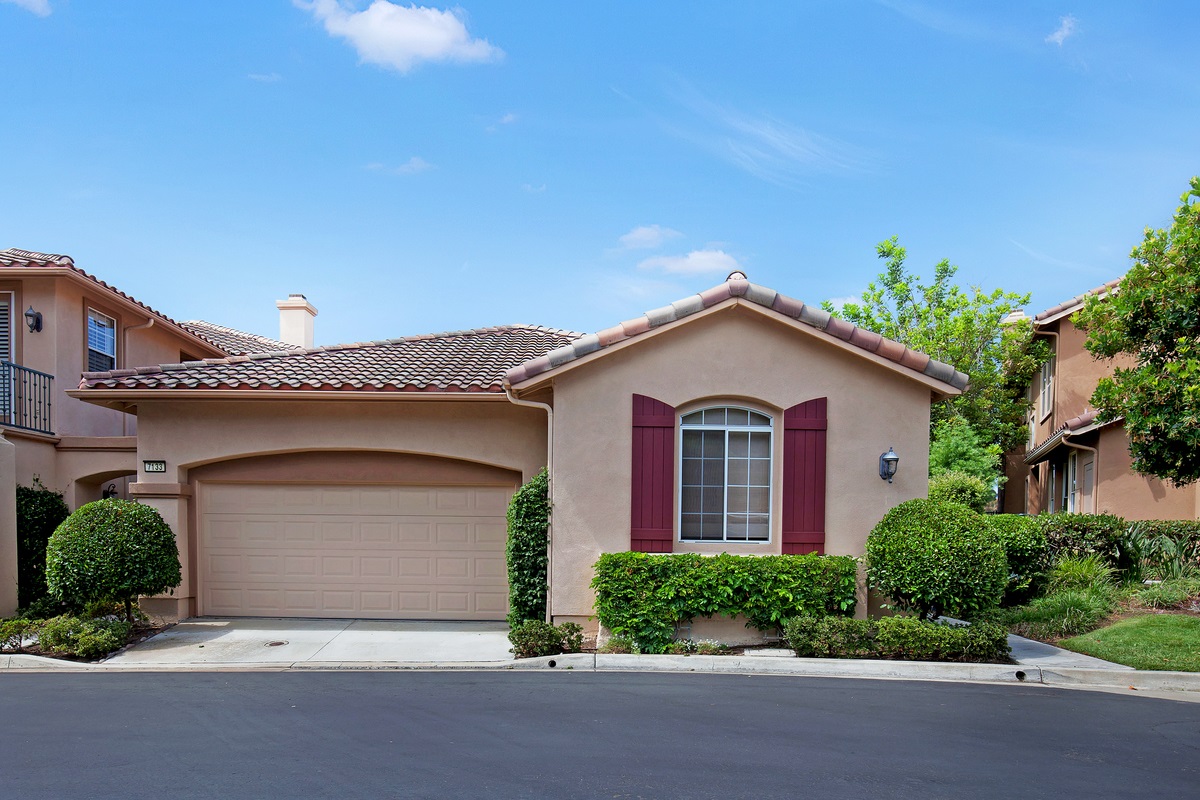 7133 Tatler Road Carlsbad, CA 92011 - Photo 2 of 25