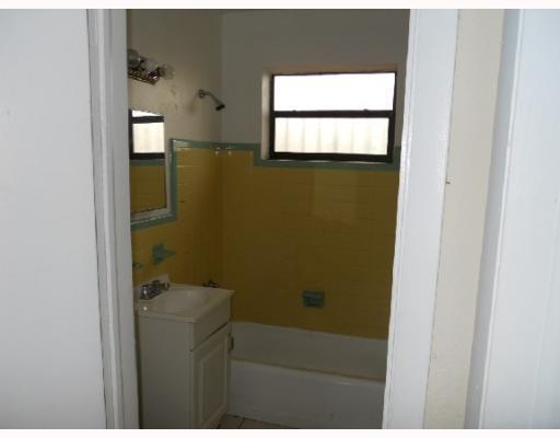 2181 Northwest 97th Street Miami, FL 33147 - Photo 4 of 7