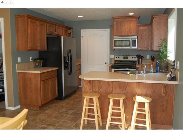 112 Sunny Basin Road Castle Rock, WA 98611 - Photo 3 of 16 Gallery Image 3