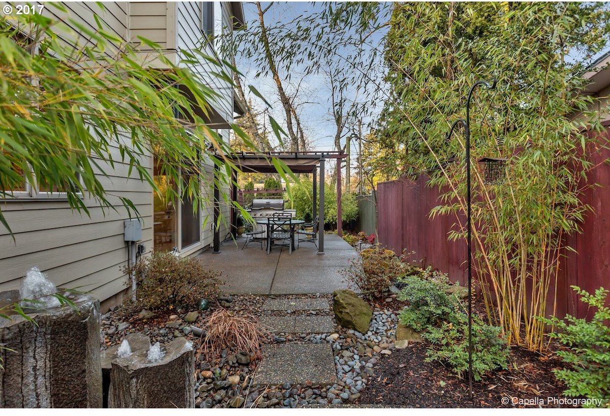 5406 Southwest Taylors Ferry Road Portland, OR 97219 - Photo 25 of 28
