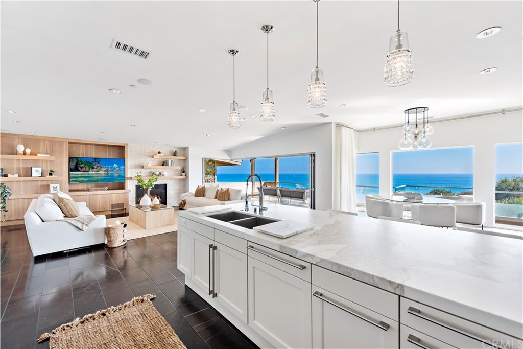 325 Monarch Bay Drive Dana Point, CA 92629 - Photo 3 of 36