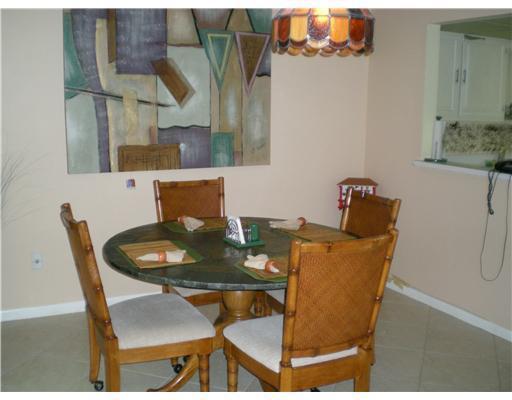 7034 Southwest 114th Place, Unit H51 Miami, FL 33173 - Photo 9 of 13