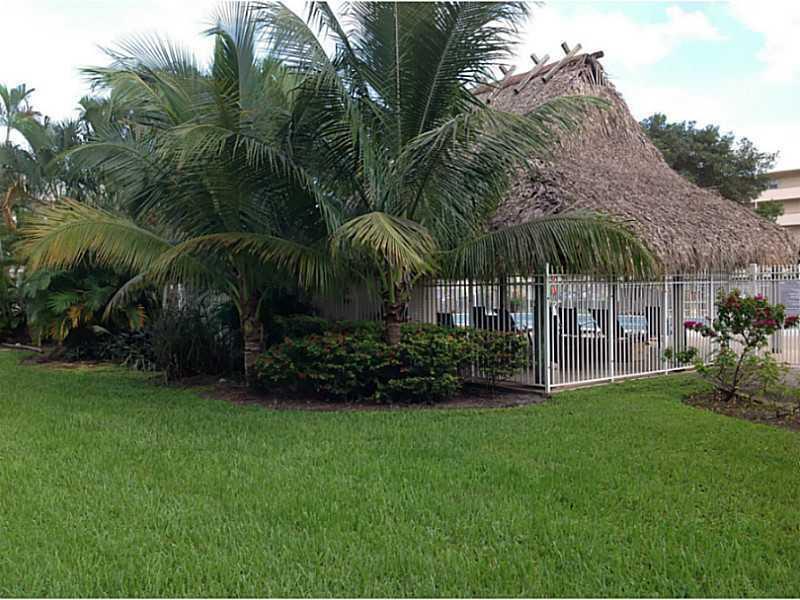 4700 Washington Street, Unit 406 Hollywood, FL 33021 - Photo 5 of 29