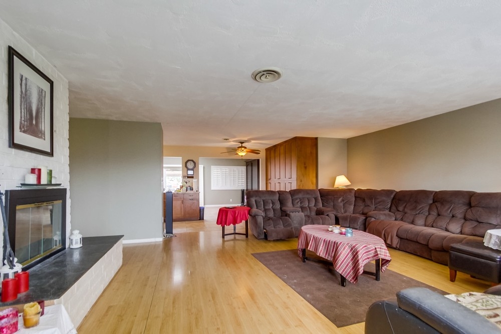 3778 El Canto Drive Spring Valley, CA 91977 - Photo 9 of 25