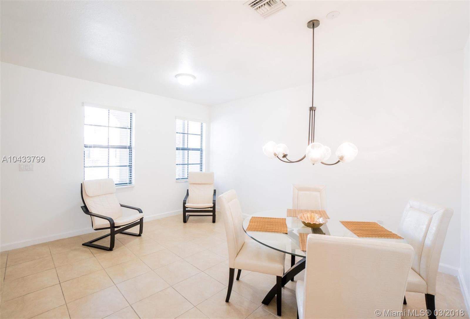 3218 Southeast 6th Street Homestead, FL 33033 - Photo 3 of 14