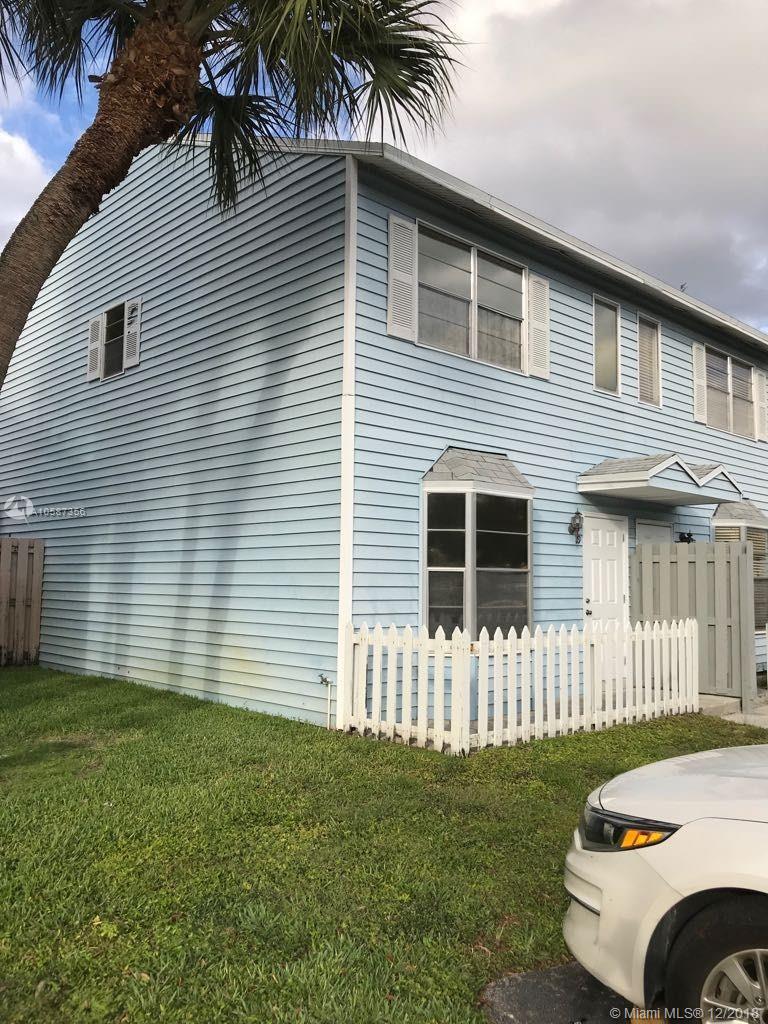 39 Southwest 3rd Street Pompano Beach, FL 33060 - Photo 1 of 6