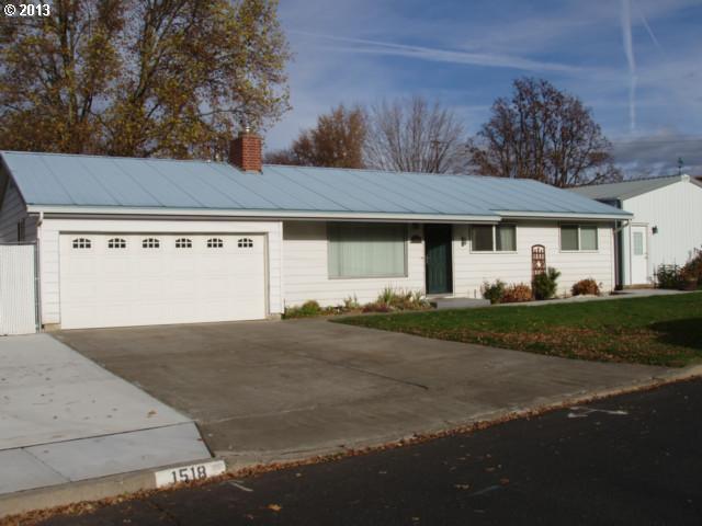 1518 Southwest 40th Street Pendleton, OR 97801 - Photo 3 of 14