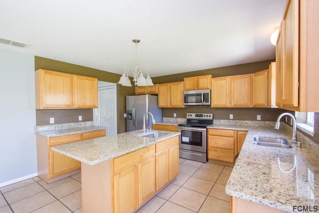 7 Press Way Palm Coast, FL 32164 - Photo 10 of 45