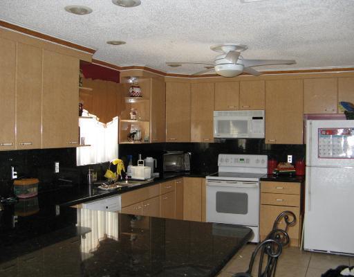 651 Southwest 158th Lane Sunrise, FL 33326 - Photo 3 of 5