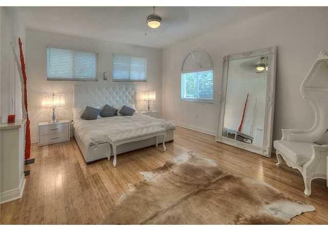 3305 Alton Road Miami Beach, FL 33140 - Photo 4 of 24