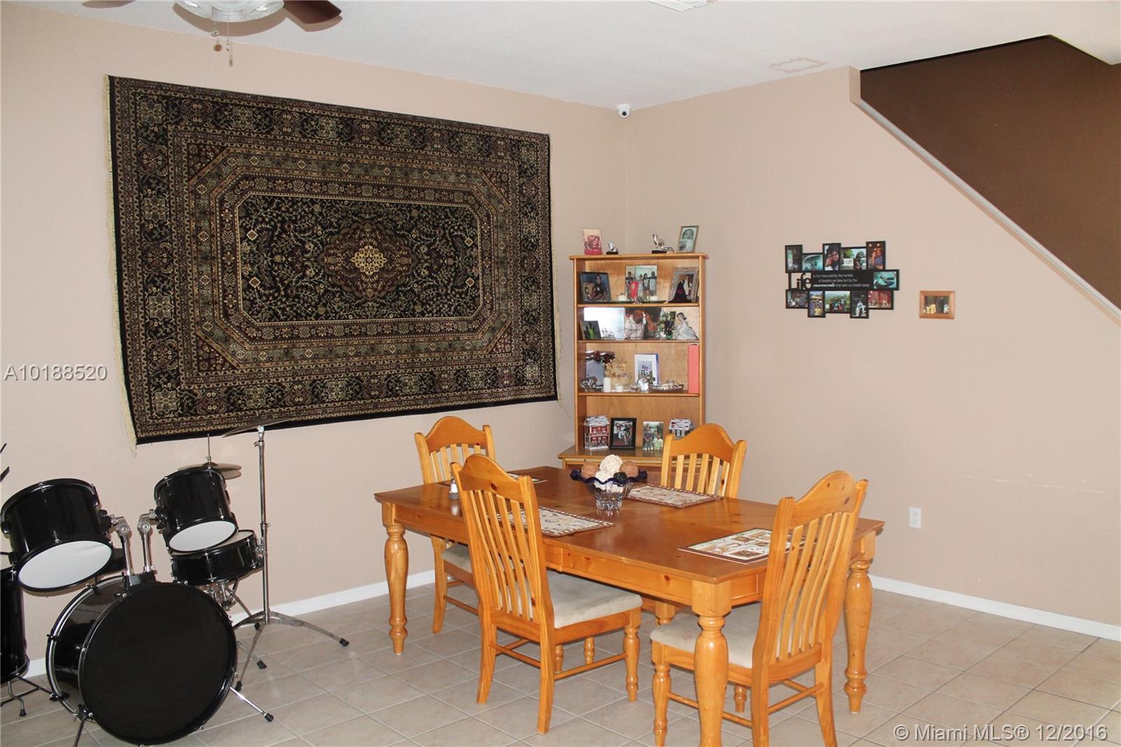 2456 Southeast 19th Court Homestead, FL 33035 - Photo 4 of 25