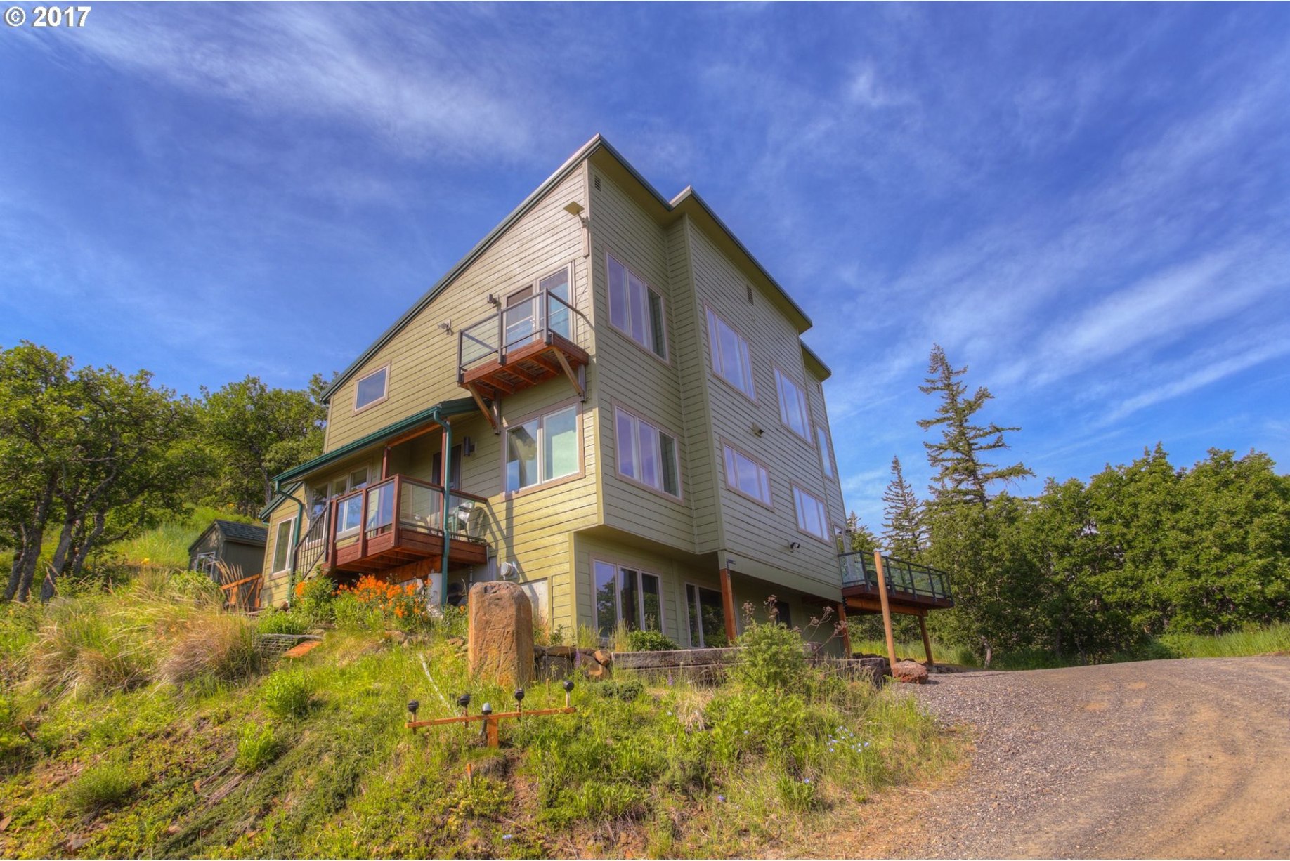 86 Stacker Butte Road Lyle, WA 98635 - Photo 1 of 32 Gallery Image 1