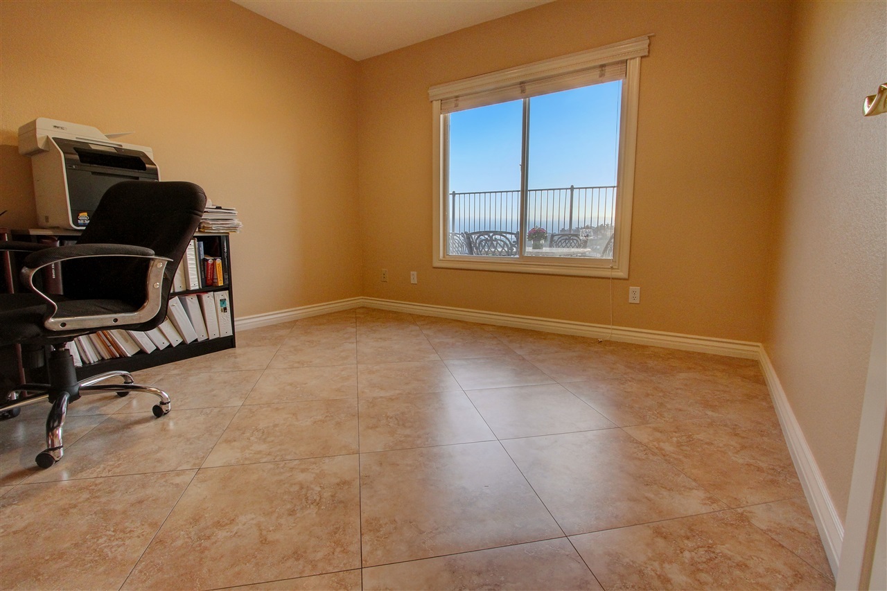 10043 Challenger Circle Spring Valley, CA 91978 - Photo 17 of 25