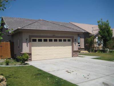 2704 Rising Mist Lane Bakersfield, CA 93313 - Photo 3 of 12 Gallery Image 3