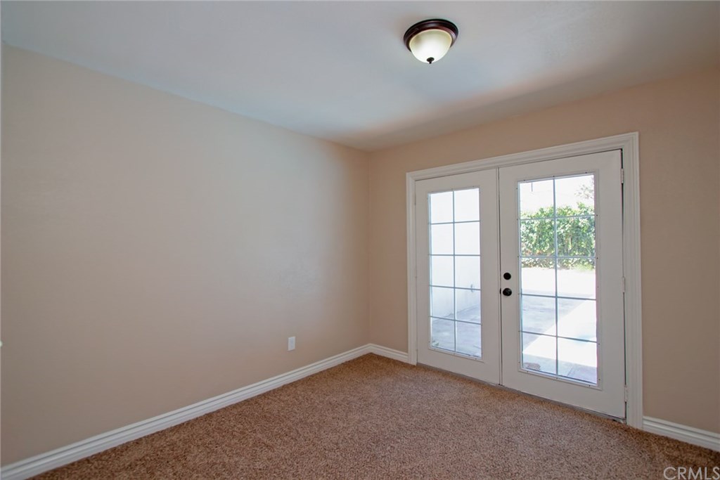 19340 Woodhill Street Rialto, CA 92376 - Photo 20 of 42