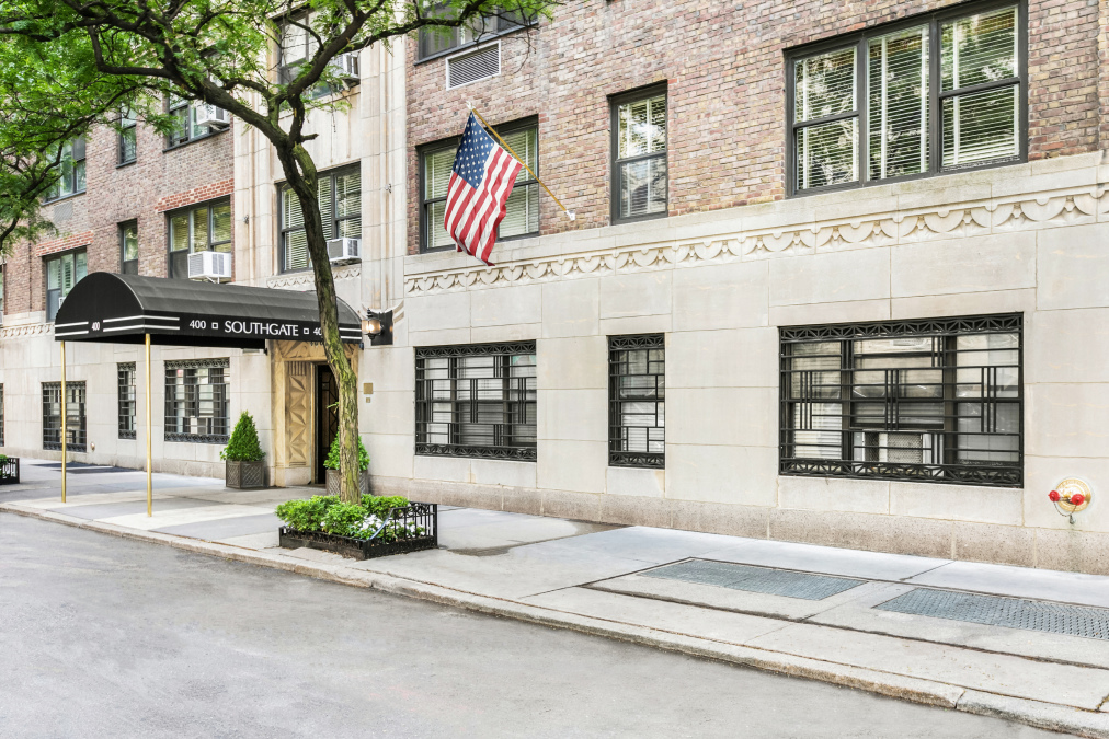 Southgate 400 E 52nd St, Manhattan, NY 10022 - Photo 2 of 5