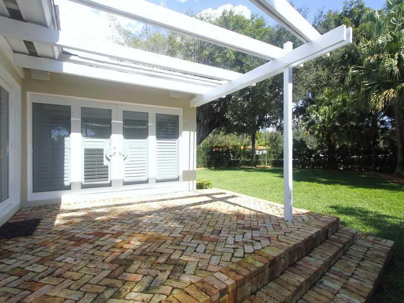 950 Hardee Road Coral Gables, FL 33146 - Photo 22 of 33 Gallery Image 22
