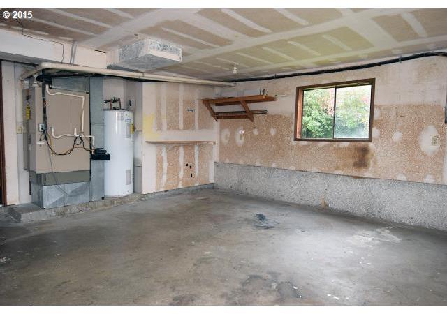 516 Southwest 6th Street Gresham, OR 97080 - Photo 12 of 16 Gallery Image 12