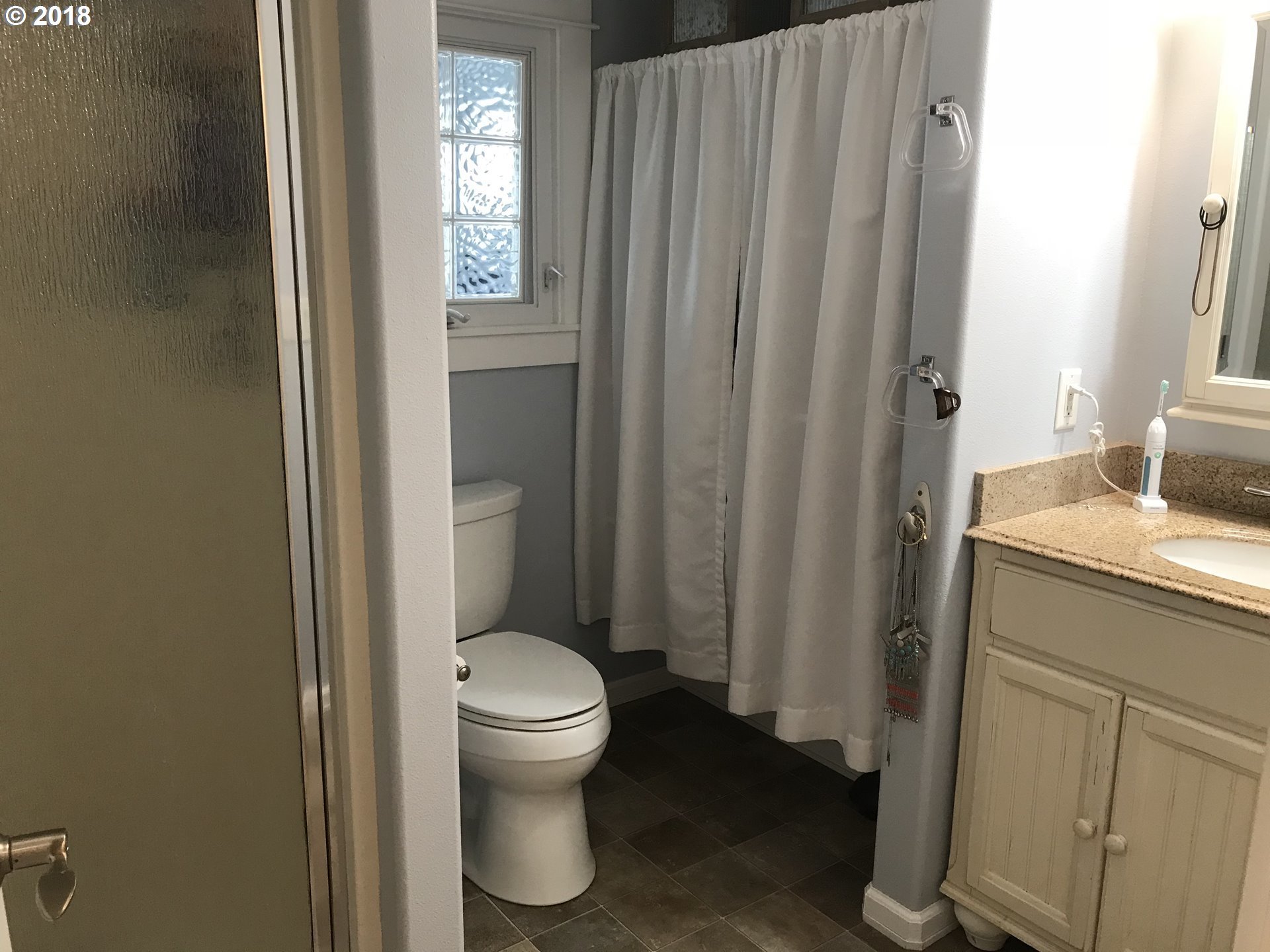 679 Kingwood Street Florence, OR 97439 - Photo 2 of 19