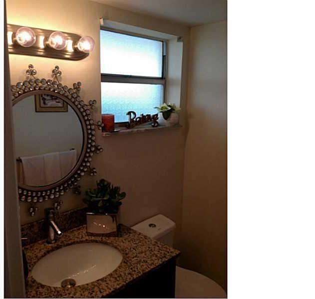 4700 Washington Street, Unit 406 Hollywood, FL 33021 - Photo 13 of 29