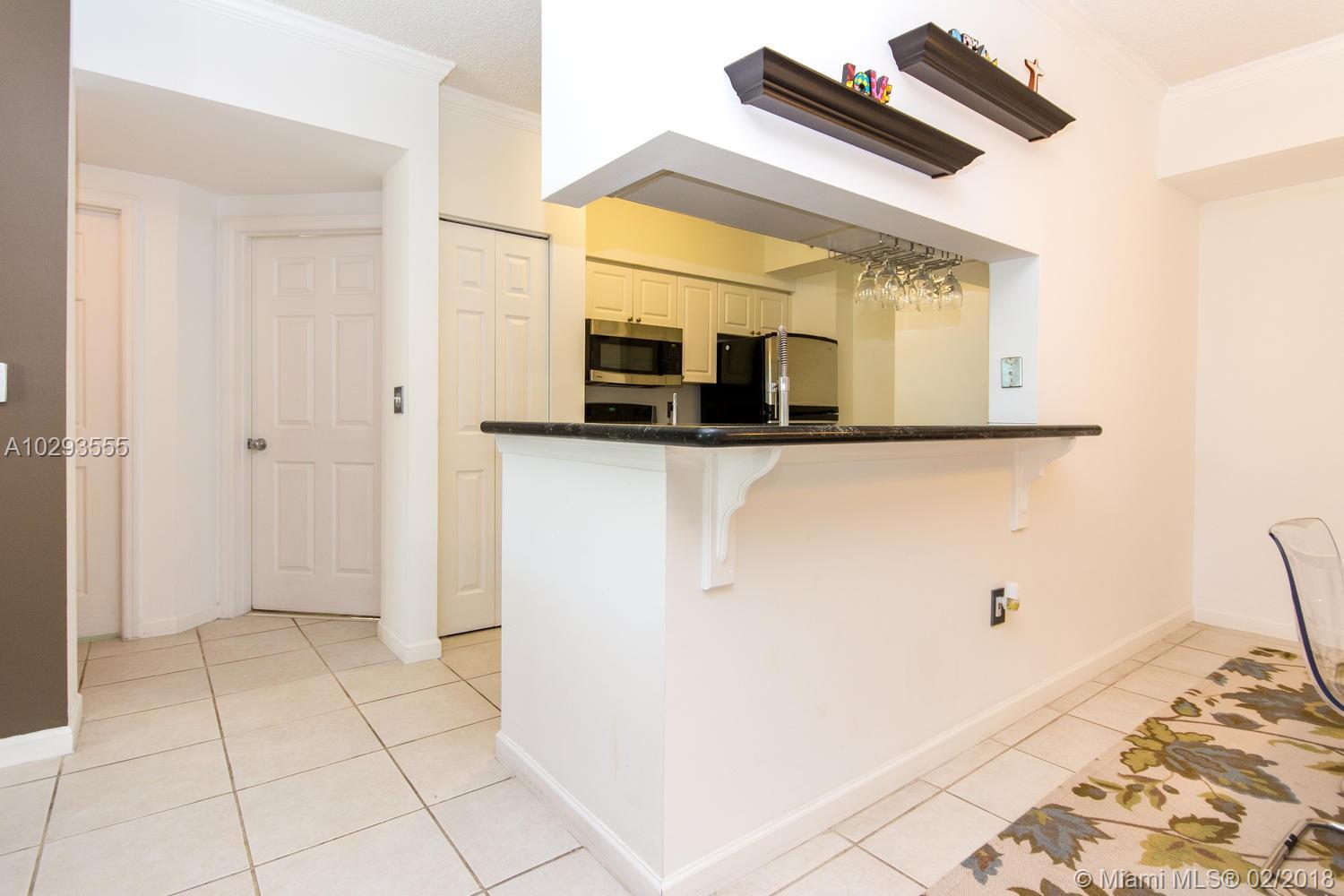 17100 North Bay Road, Unit 1415 Sunny Isles Beach, FL 33160 - Photo 8 of 35