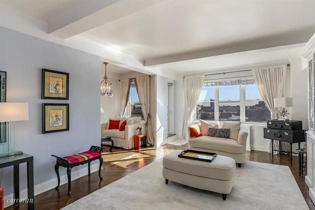 $995,000 | 33 East End Avenue, Unit 7B | Upper East Side