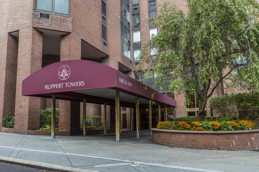 Ruppert Tower 1 1601 3rd Ave, Manhattan, NY 10128 - Photo 3 of 4