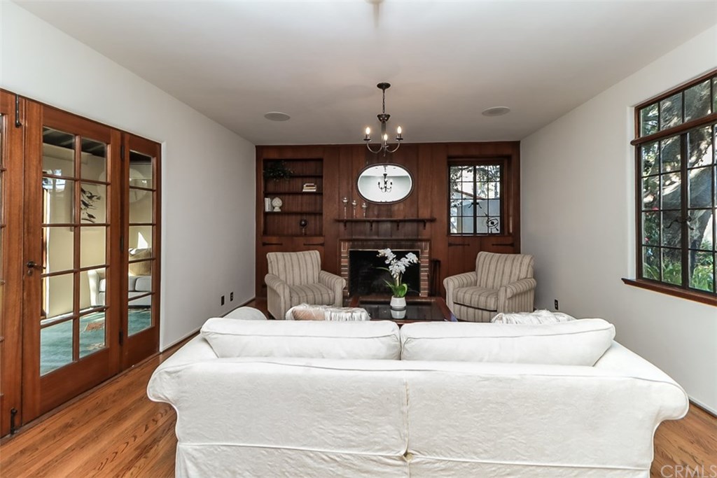 975 Hillcrest Drive Upland, CA 91784 - Photo 7 of 65