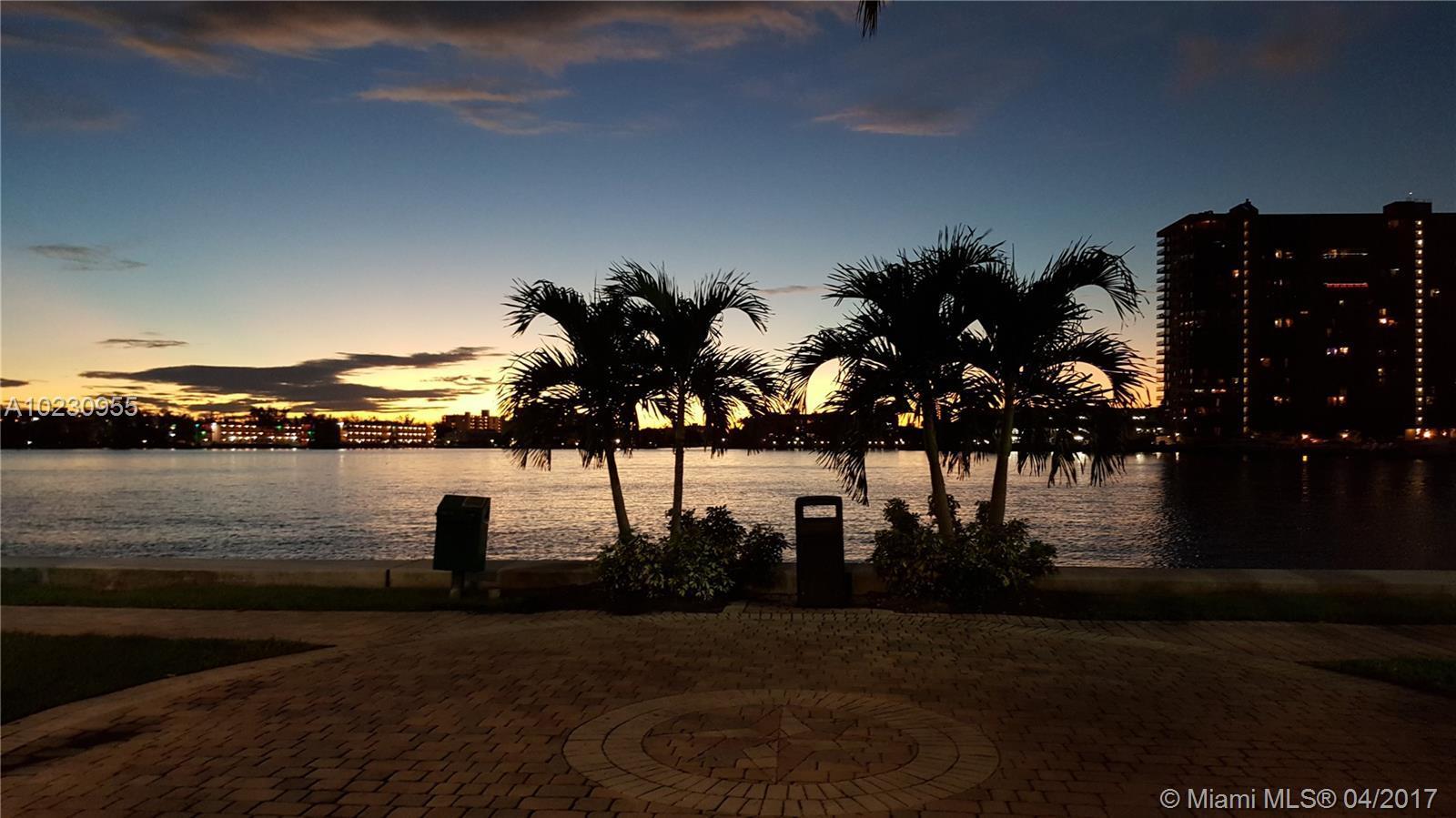 17150 North Bay Road, Unit 2708 Sunny Isles Beach, FL 33160 - Photo 11 of 35