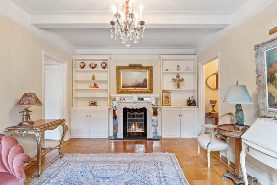 108 East 91st Street, Unit 5C Manhattan, NY 10128 - Photo 2 of 6