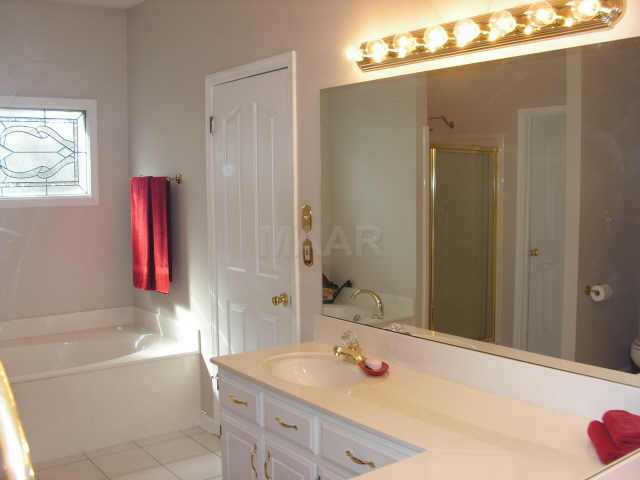 1250 Sugar Lane Collierville, TN 38017 - Photo 8 of 9