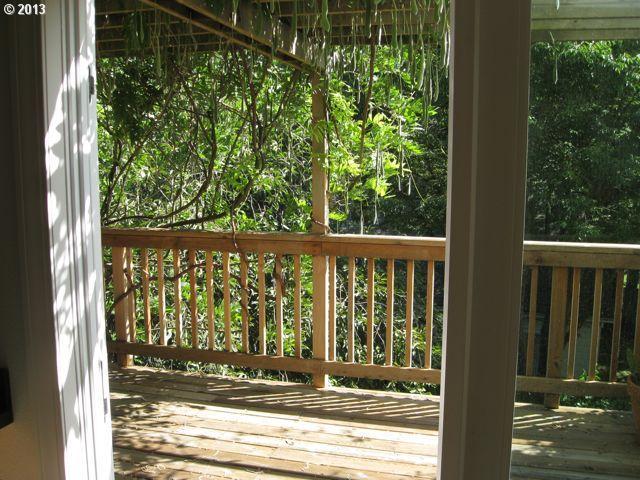 206 North Bridgeton Road Portland, OR 97217 - Photo 10 of 10 Gallery Image 10