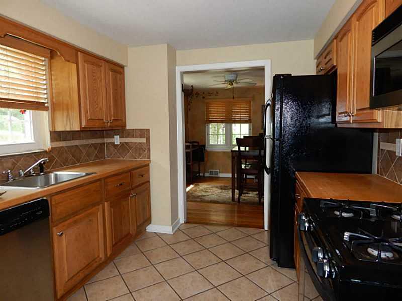26 Ruthfred Drive Upper St. Clair, PA 15241 - Photo 8 of 22 Gallery Image 8