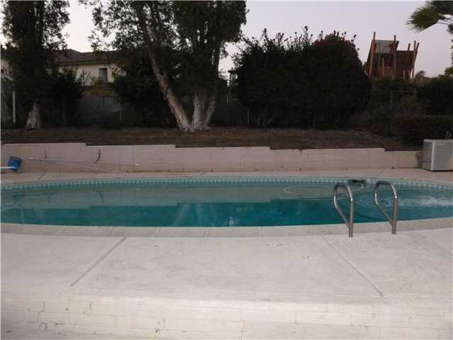 1647 Calavo Road Fallbrook, CA 92028 - Photo 2 of 22 Pool