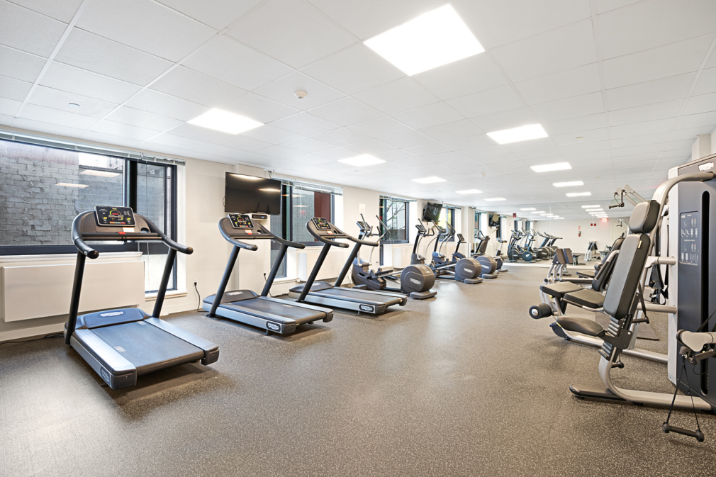 26-14 Jackson Avenue, Unit 14F Queens, NY 11101 - Photo 6 of 7