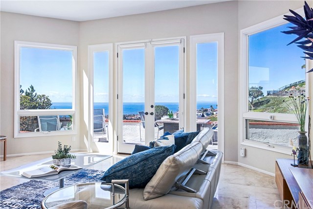 625 Avenida Acapulco San Clemente, CA 92672 - Photo 9 of 48 FAMILY ROOM