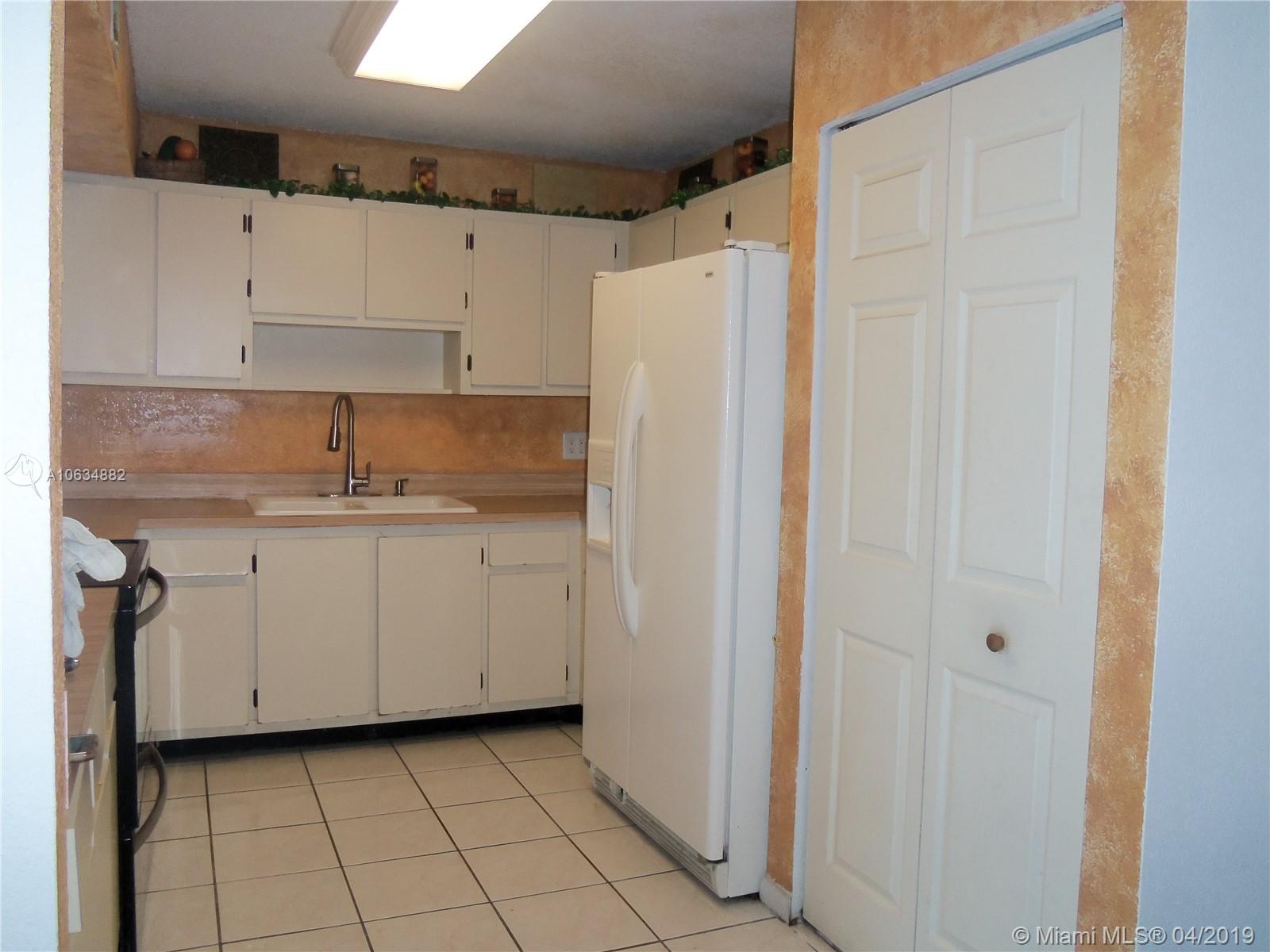 1920 Northwest 119th Street, Unit 604 Miami, FL 33167 - Photo 4 of 13