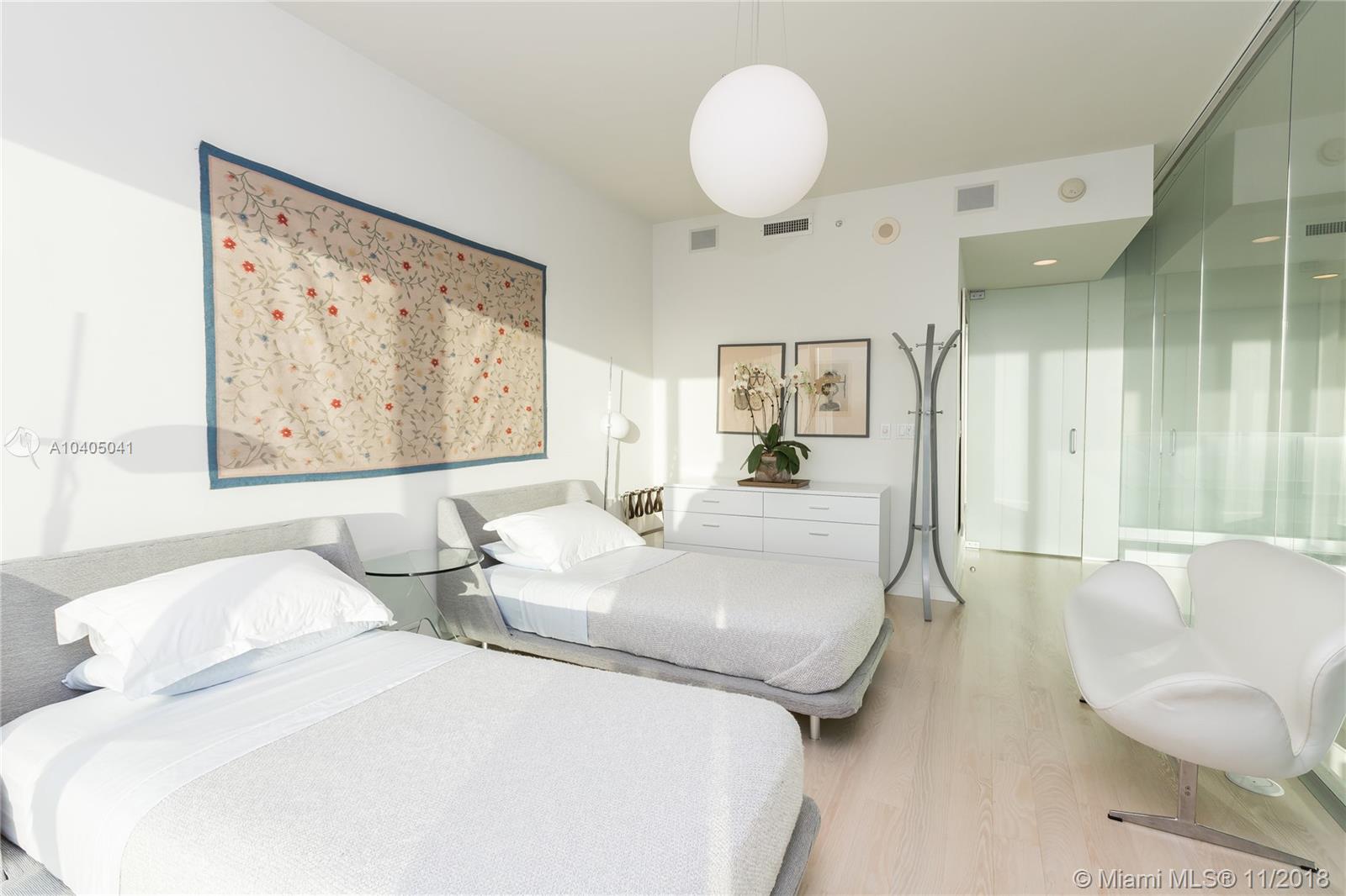 1040 Biscayne Boulevard, Unit 4407 Miami, FL 33132 - Photo 20 of 33