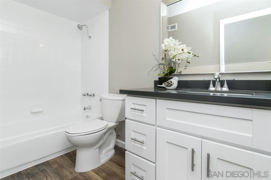 18027 Cotorro Road San Diego, CA 92128 - Photo 12 of 25