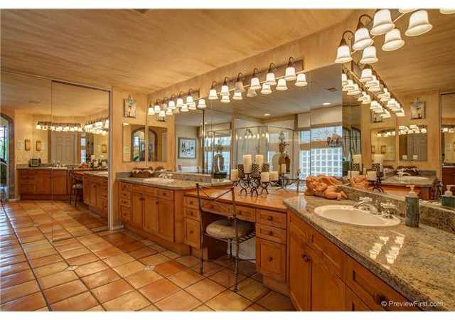 2748 MacKinnon Ranch Road Cardiff-by-the-Sea, CA 92007 - Photo 11 of 19
