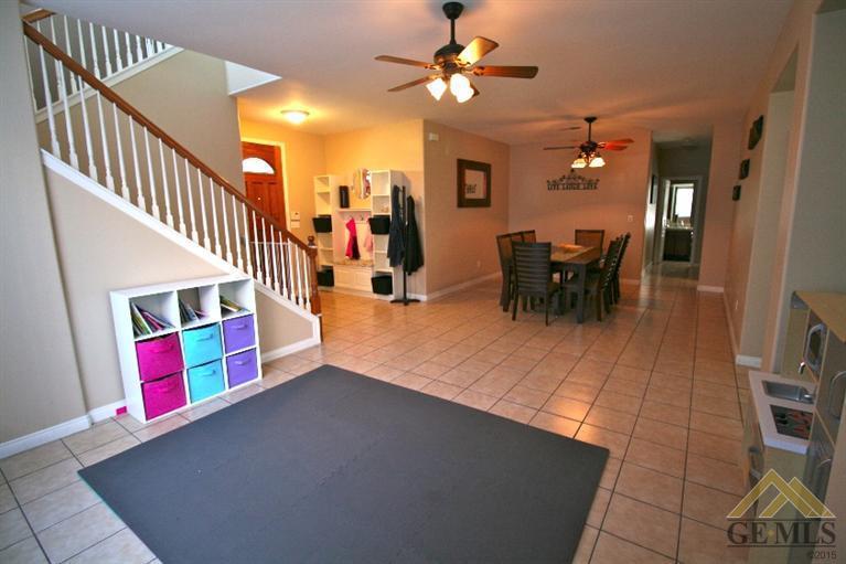 11710 Revolution Road Bakersfield, CA 93312 - Photo 2 of 20 Gallery Image 2