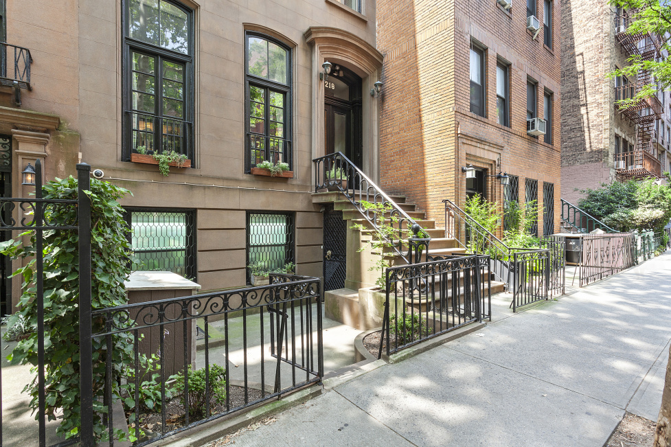 218 East 12th Street, Unit 2 Manhattan, NY 10003 - Photo 7 of 8