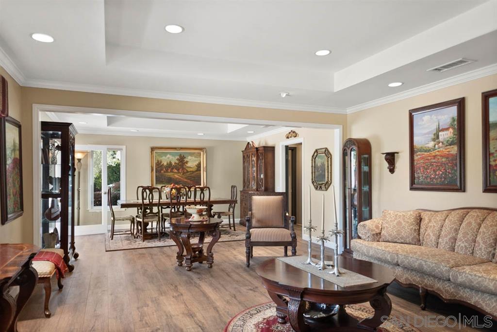 2433 7th Street Encinitas, CA 92024 - Photo 6 of 25 Gallery Image 6