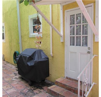 2953 Southwest 17th Street Miami, FL 33145 - Photo 16 of 25