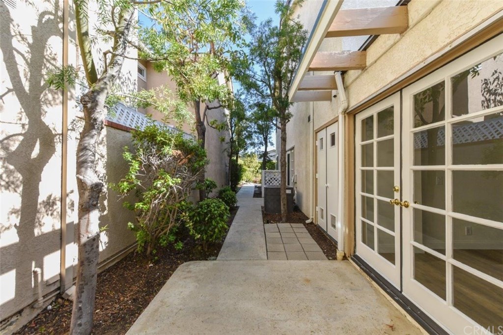 48 Sunlight Irvine, CA 92603 - Photo 57 of 60